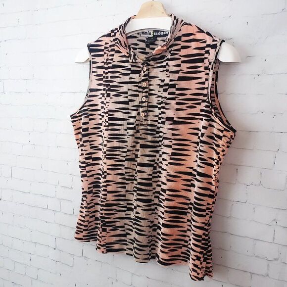 Jamie Sadock Golf Top Size M Peach Pink Black Zebra Striped Slinky Ribbed Artsy - Picture 2 of 5